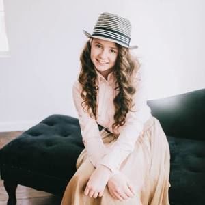 Meet your Posher, Anna